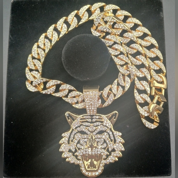 Unique Tiger Head Pendant - Pendants with Cuban Chain Necklace Gold-tone Unisex - Picture 6 of 8